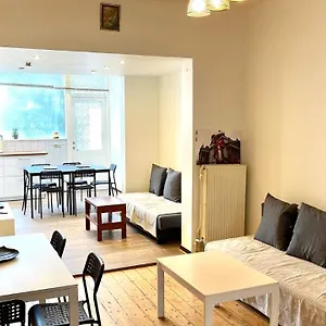 House Jane 4 Sleeping Rooms, Big Terrace. , Anvers Belgique